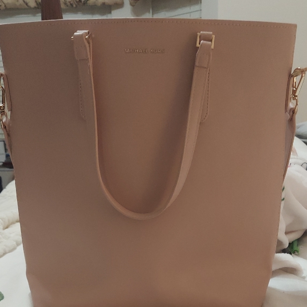 Michael Kors Blush Leather Tote with Gold Accents Roomy Bag Large.
